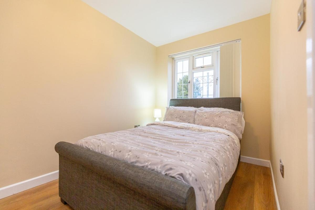 Wootton 2-bedroom Hardingstone