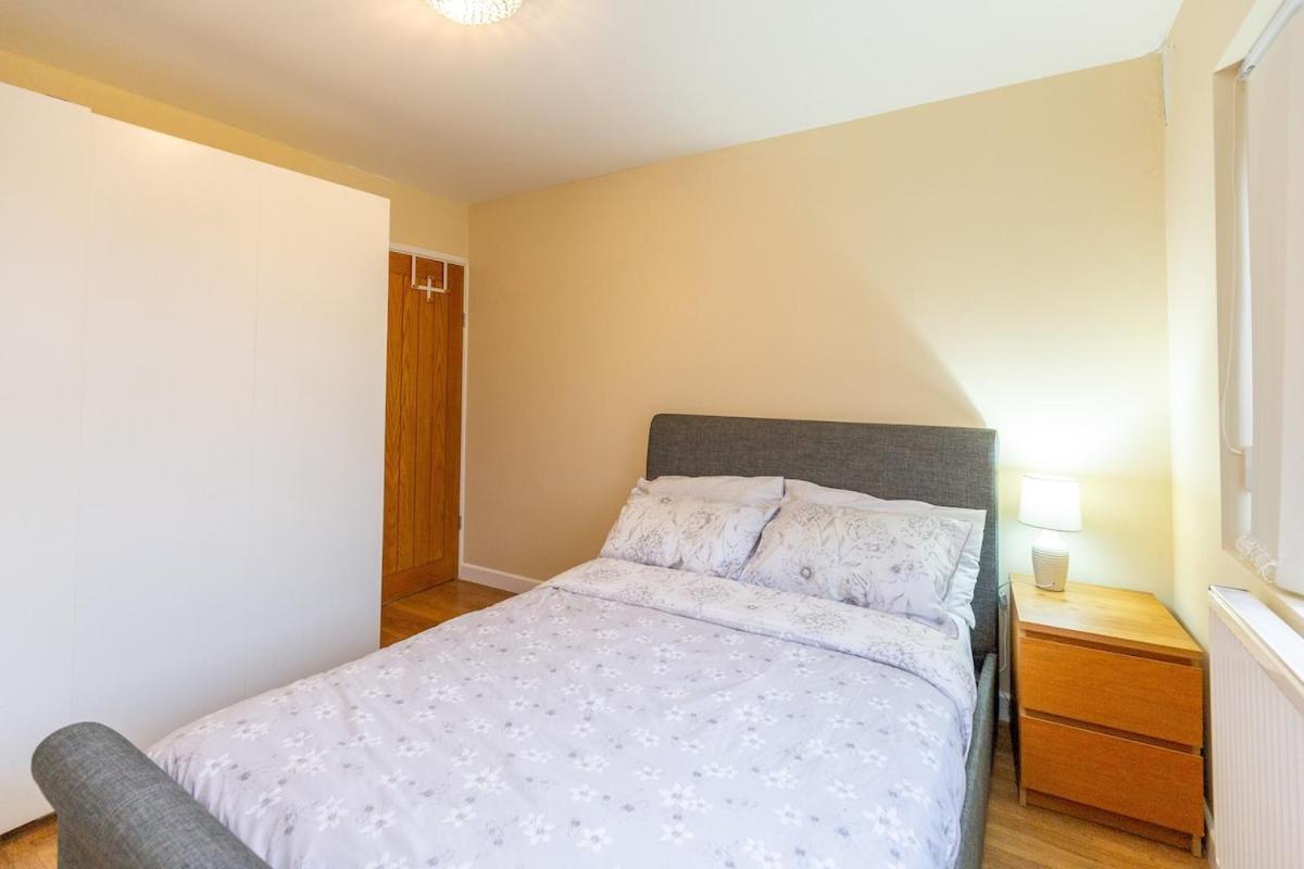 Wootton 2-bedroom Hardingstone